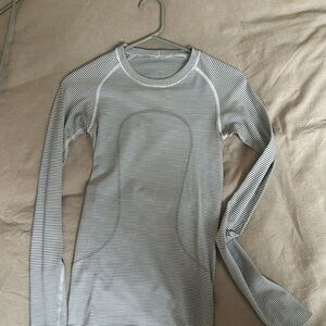Lulu Swiftly Tech Long Sleeve